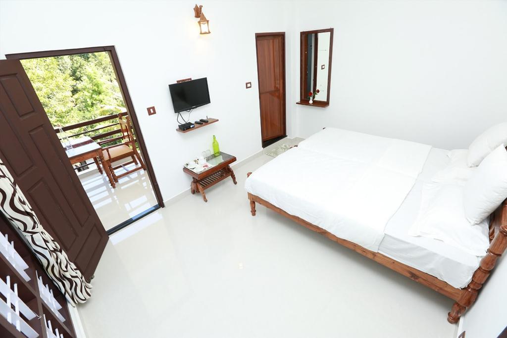 Aditi Thekkady Esterno foto