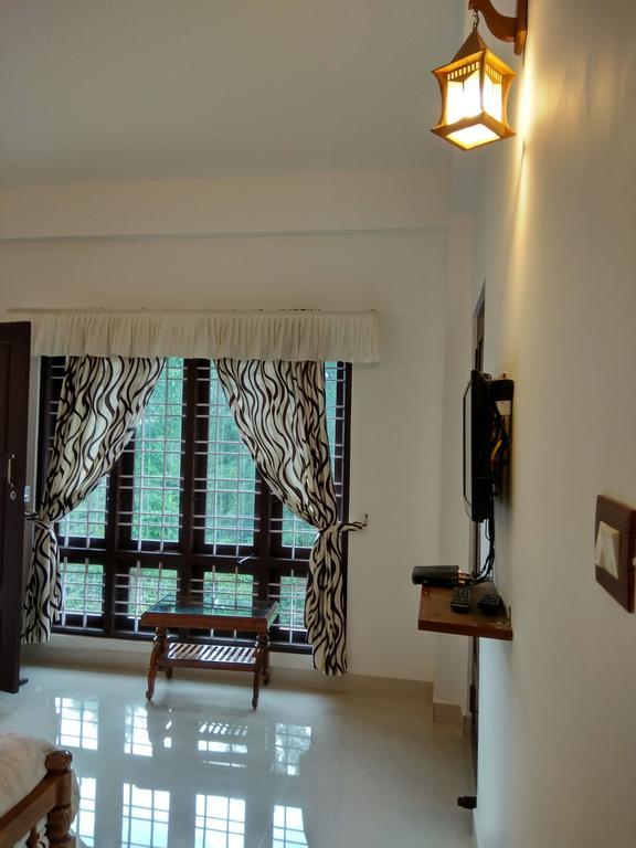 Aditi Thekkady Esterno foto
